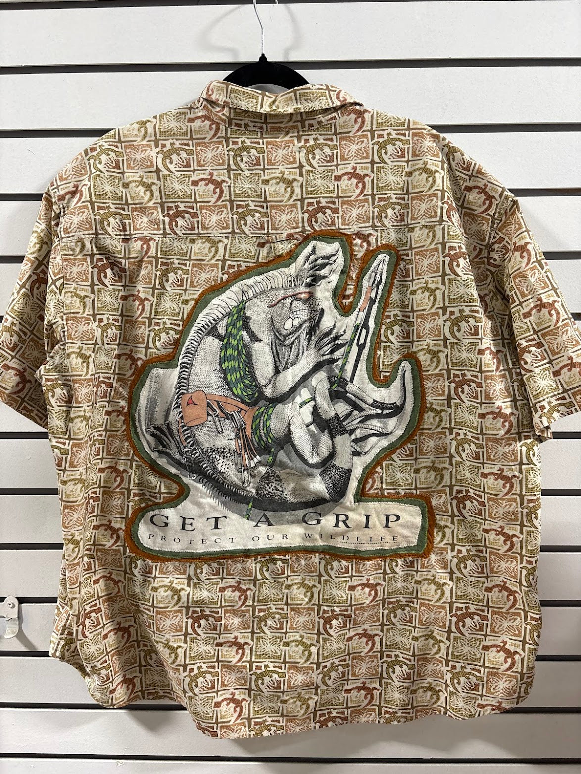 Get a Grip Iguanna T-Shirt - 4Xl-5XL
